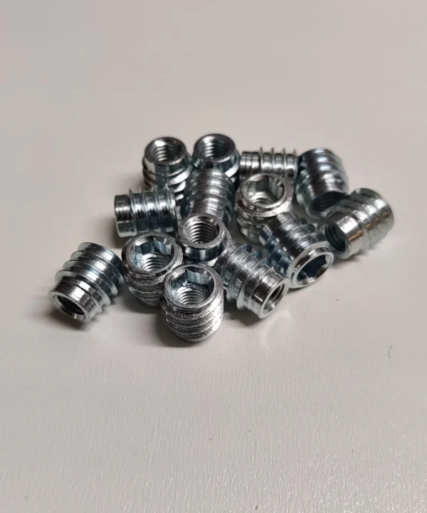 m8 gängad insats rampa